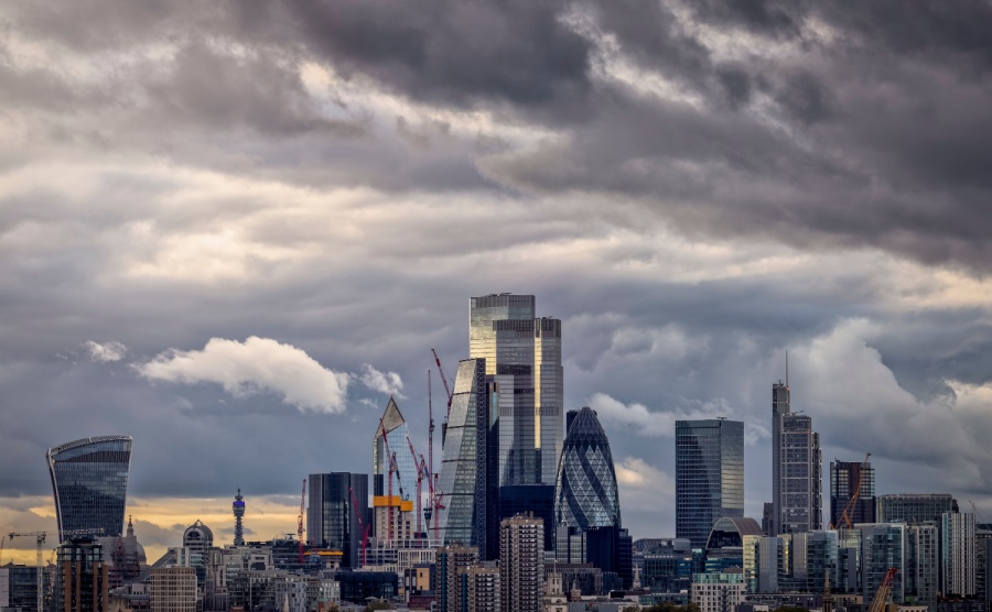 Markets look nervously at UK economy