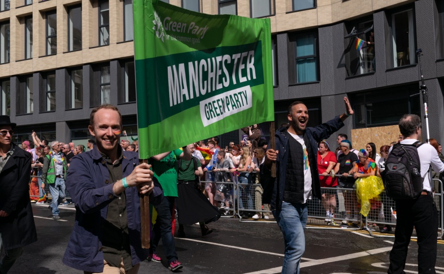 By-election loss sends pound to lowest in 2026