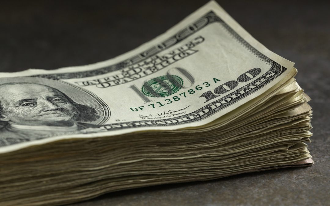 US dollar capitalises on weak start for sterling and euro