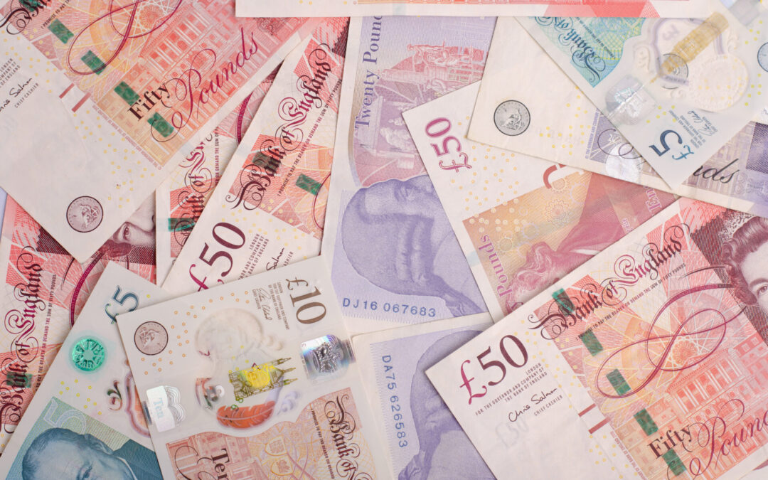 Pound weaker ahead of Bailey speech and data releases