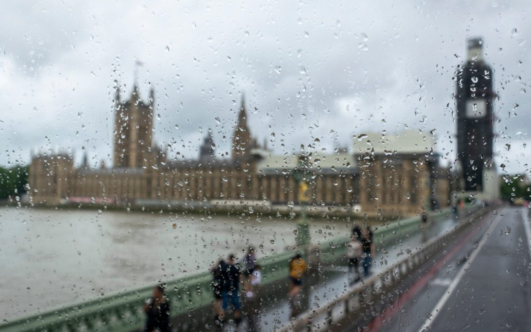 Pound low as Parliament returns