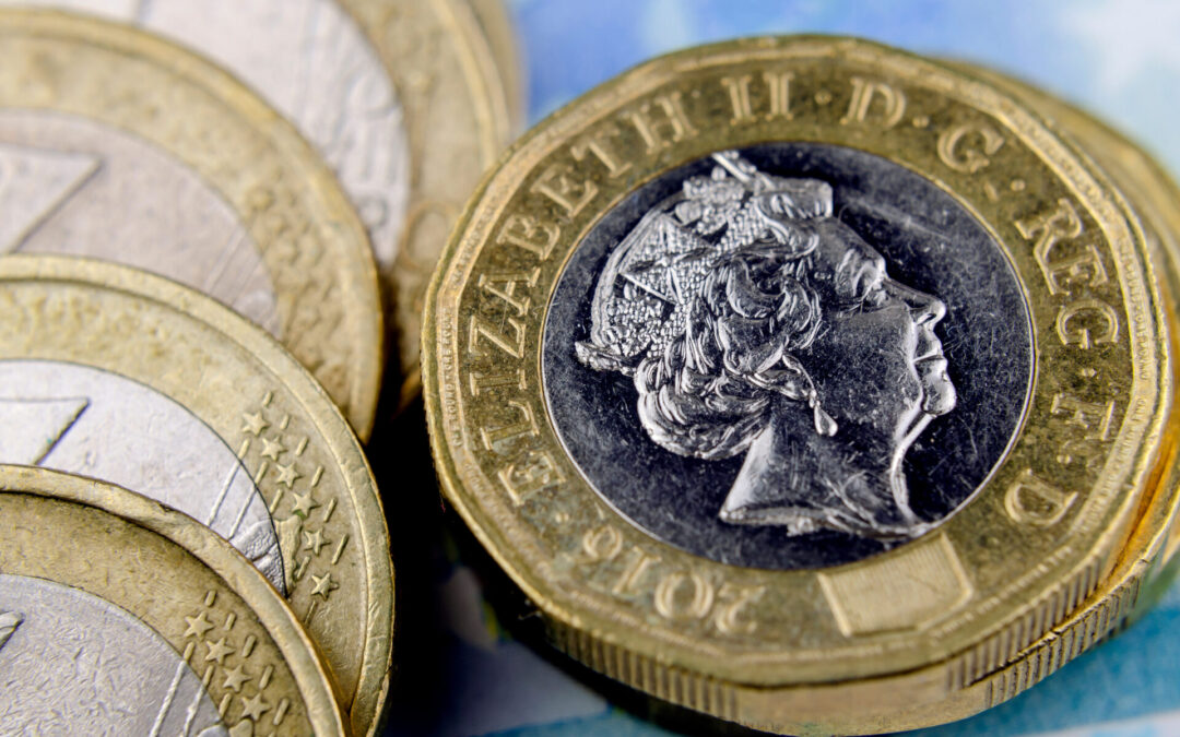 Pound weakens on virus and Brexit worries