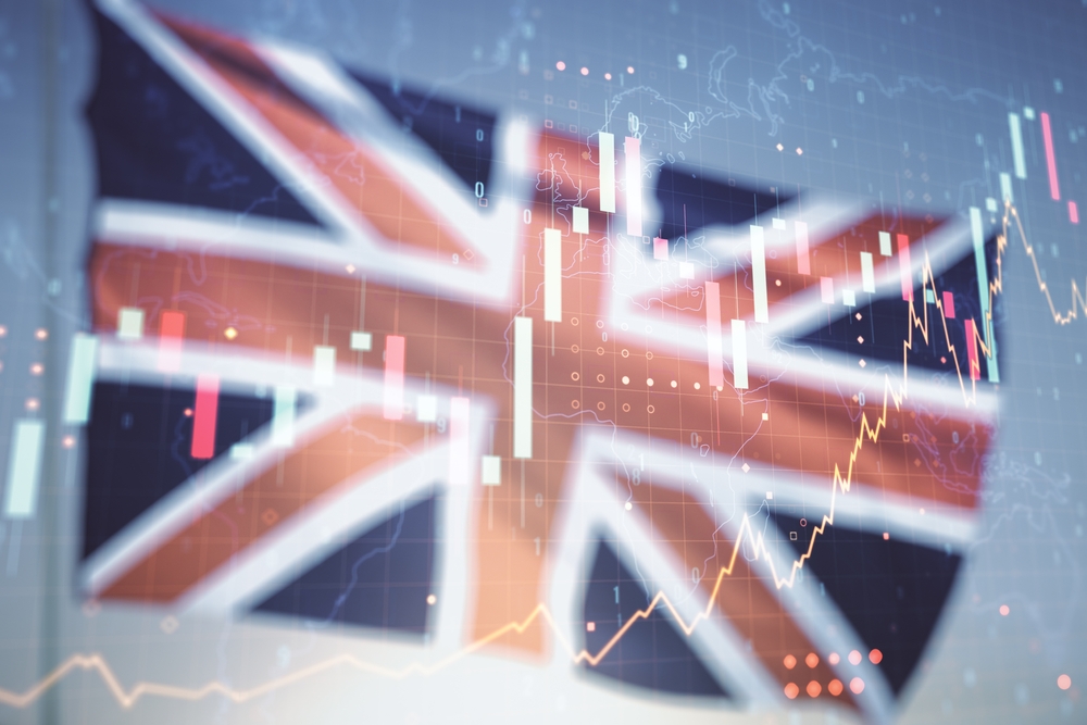 Dollar gains as Bank of England governor warns of uncertainty