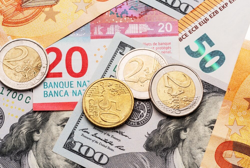 Why British business should manage their currency risk