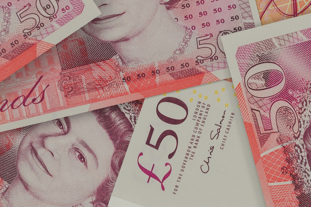 Sterling counts losses, EU scrambles ahead of trade deadline