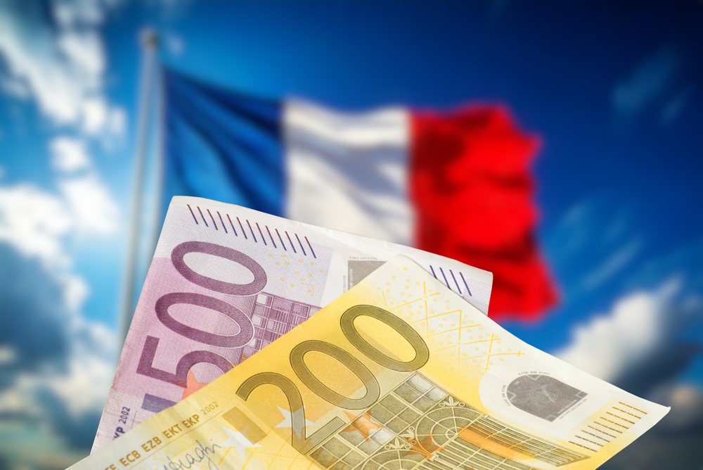 Fresh crisis in France after PM resigns