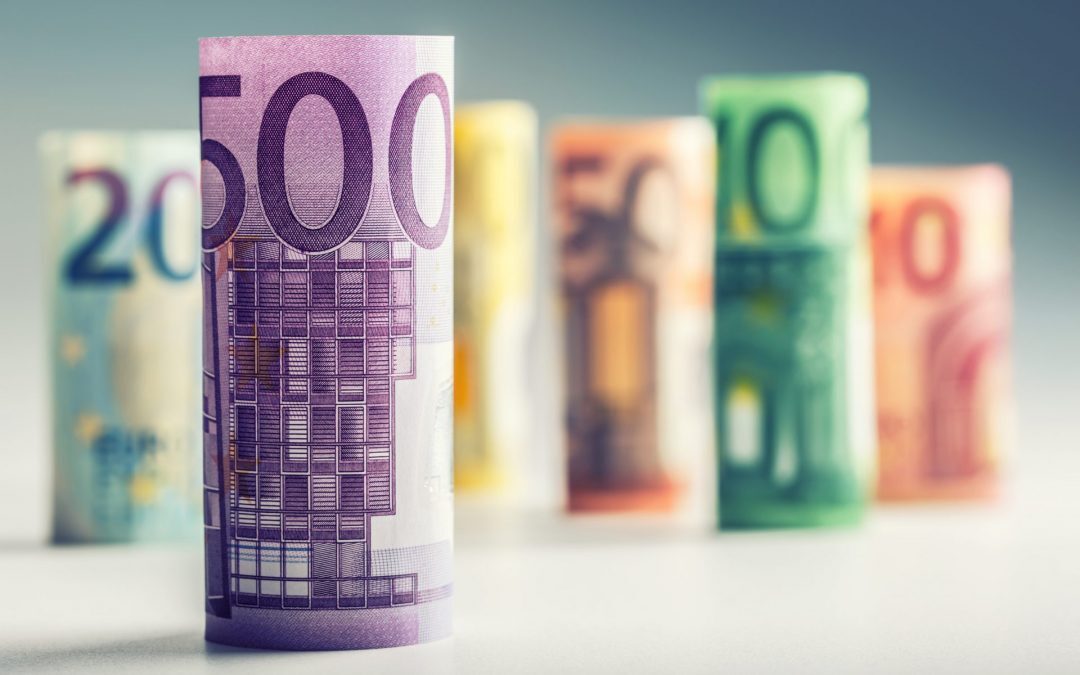 Euro continues march, hitting two-year high against dollar