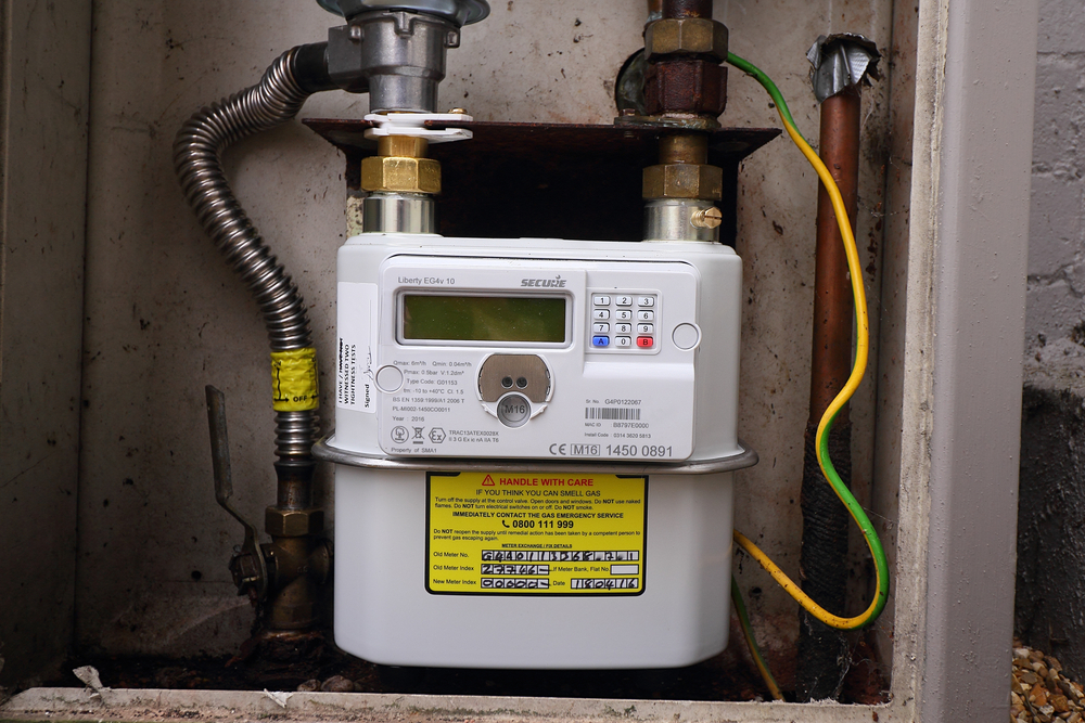 Sterling reaches record lows and Truss is to announce energy crisis plan
