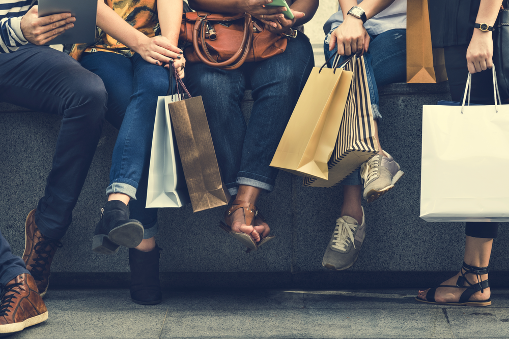Pound stronger following positive retail sales data