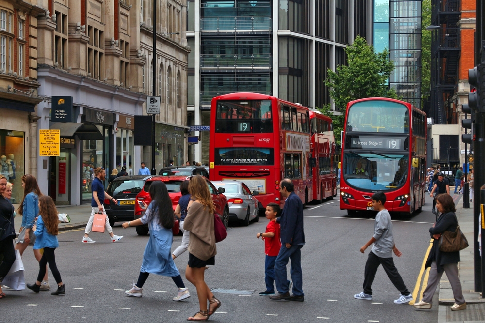 UK economy grows in welcome boost for sterling