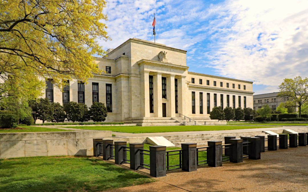 Fed comments strengthen dollar