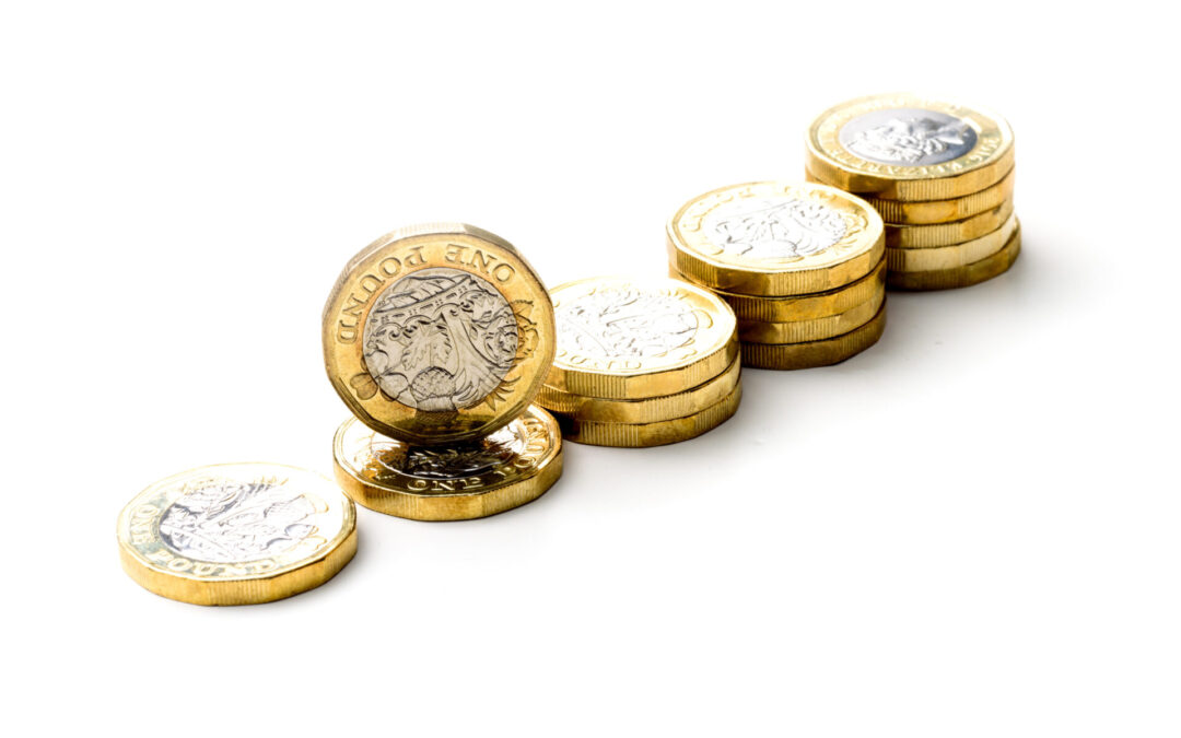 Pound strong as thoughts turn to Budget