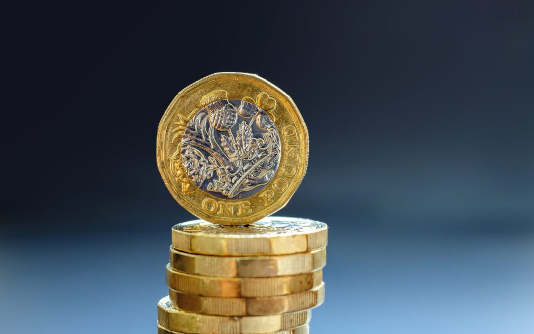 Pound low as no-deal rhetoric increases